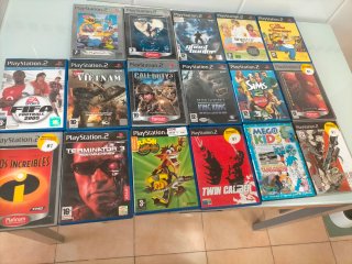 Console PlayStation 2 + 2 controller + giochi