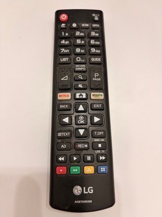 Televisor LG Smart TV 32 LG32LJ590U