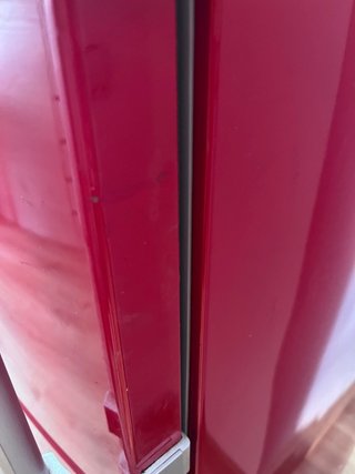 Nevera Electrolux Roja