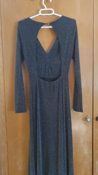 Vestido largo plateado para eventos