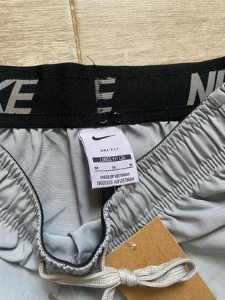 Conjunto Nike Running Blanco y Gris