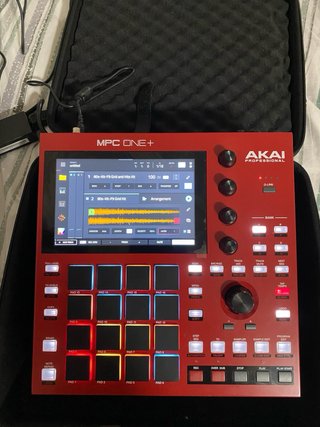 Akai MPC ONE+ Roja