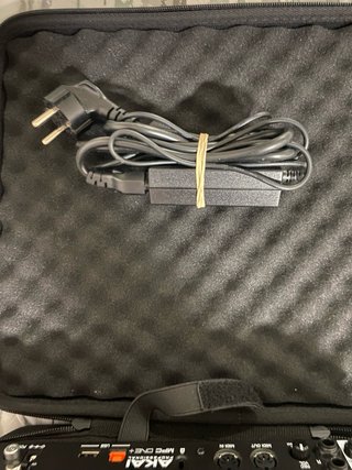 Akai MPC ONE+ Roja