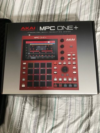 Akai MPC ONE+ Roja