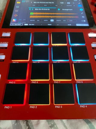 Akai MPC ONE+ Roja