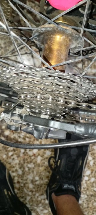 Bici MTB 26 Negra con detalles en rosa