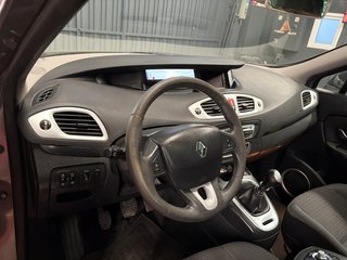 Renault Grand Scenic 2010