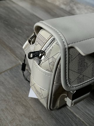 Bolso Lacoste Monogram Beige