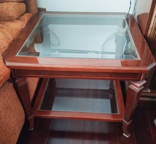 Mesa auxiliar madera y cristal