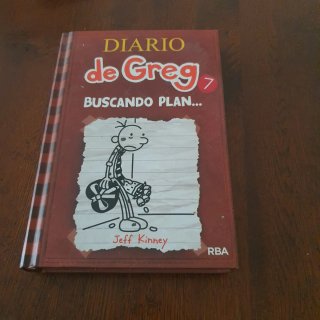 7 libros de Diario de Greg + 2 repetidos