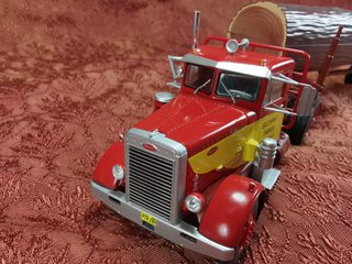 Camión Peterbilt 281 1962 Gilchrist Timber