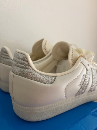 Adidas Samba Mujer Plata y Blanco