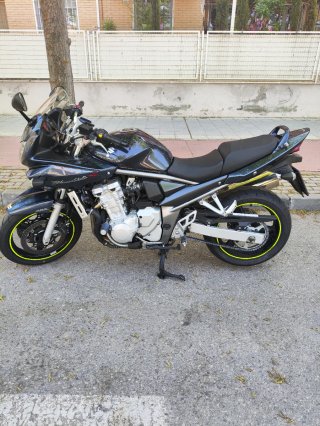 Suzuki Bandit Inyección Azul Plata