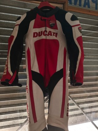 Mono de cuero DUCATI CORSE Talla 50 (M)