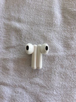 AirPods Music Hero