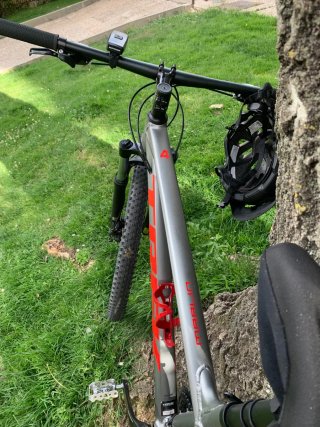 Bicicleta de Montaña Gris