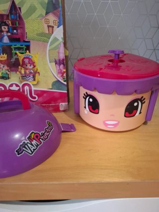Castillo Pin y Pon con accesorios