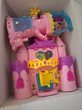 Castillo Pin y Pon con accesorios