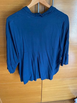 Camisa azul marino mangacorta