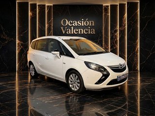 Opel Zafira 2015