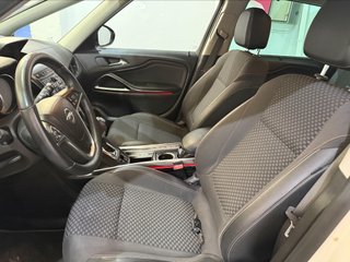 Opel Zafira 2015
