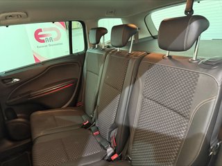 Opel Zafira 2015