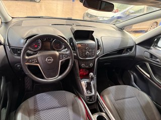 Opel Zafira 2015