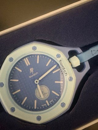 Swatch x Audemars Piguet Royal Pop Làn Ba