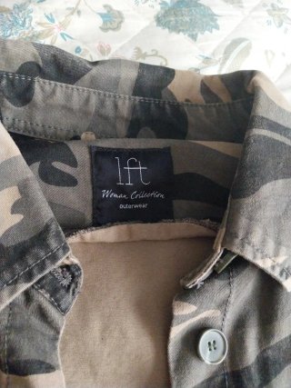 Chaqueta militar camuflaje