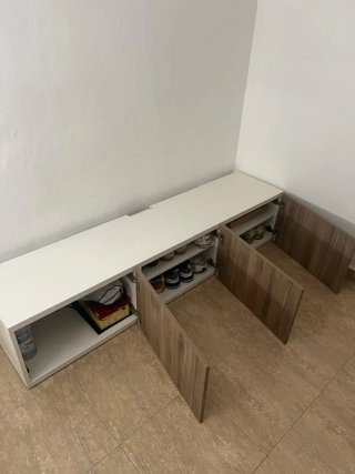Mueble TV IKEA BESTÅ con puertas