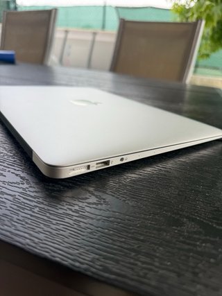 MacBook Air Argento 13" versione 12.7.6 anno 2017