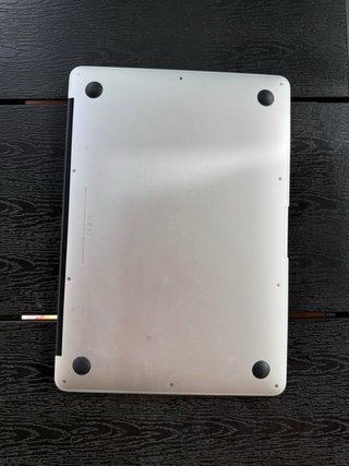 MacBook Air Argento 13" versione 12.7.6 anno 2017