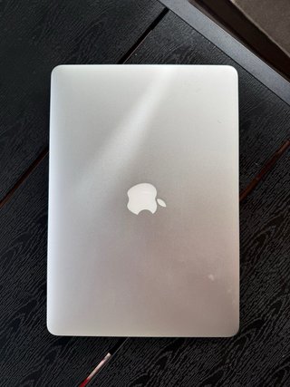 MacBook Air Argento 13" versione 12.7.6 anno 2017