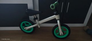 Bicicleta de equilibrio infantil