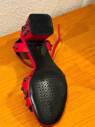 Sandalias Geox Seyla tacón tachuelas rojo 36