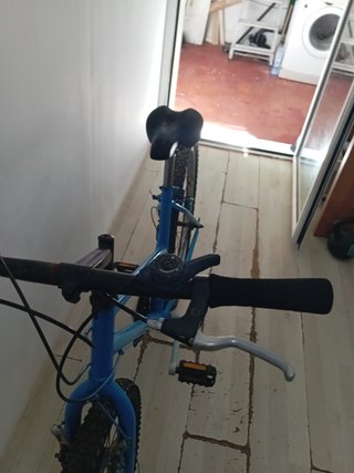 (Negociable) Bici azul . funciona perfectamente