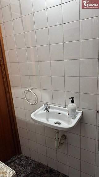 Local comercial en venta en Valderas - Los Castillos en Alcorcón