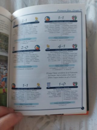 Libro mundial fútbol España más dvd