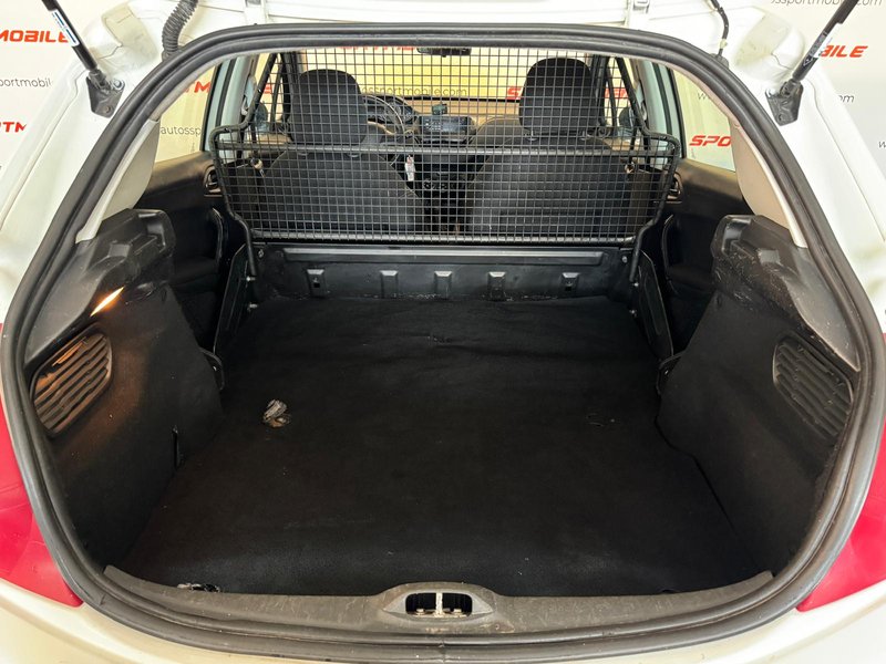 Peugeot 208 2013, foto 10