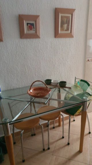 Mesa cristal y 4 sillas cocina
