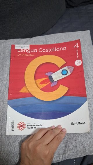 Vendo libros de 4 primaria