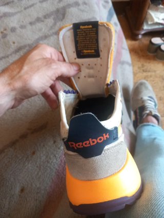 Tenis Reebok Classic Talla 38 Sin Cordones