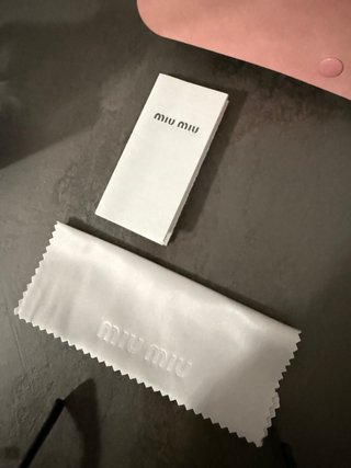 Occhiali da sole Miu Miu
