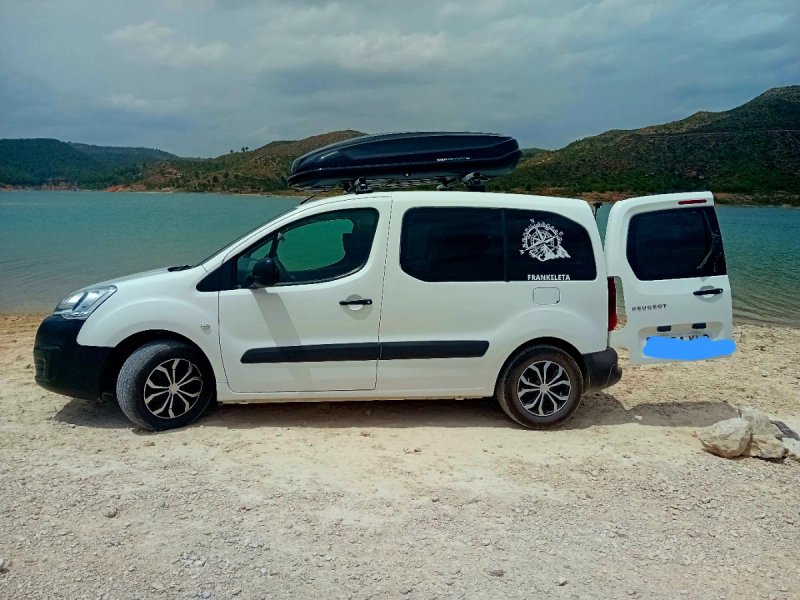 Peugeot Partner 2017 - foto 1