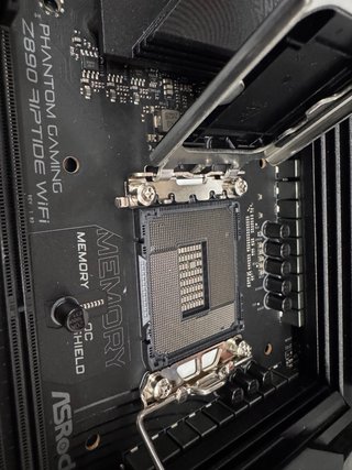 Lote de 5 Placas ASRock Z790, Z890, B850, X870