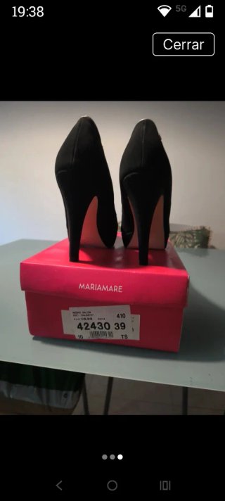 Zapatos de tacón negros Mariamare talla 39
