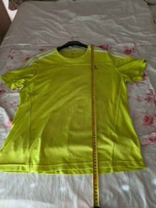Camiseta Adidas original talla L en perfecto estad