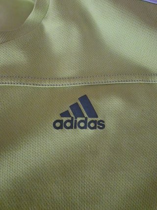 Camiseta Adidas original talla L en perfecto estad