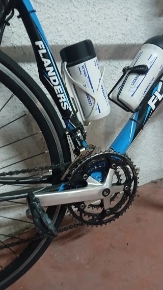Bicicleta Flanders carretera motor