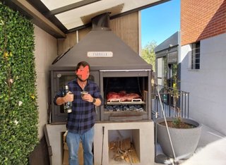 Parrilla Argentina Negra con Puertas